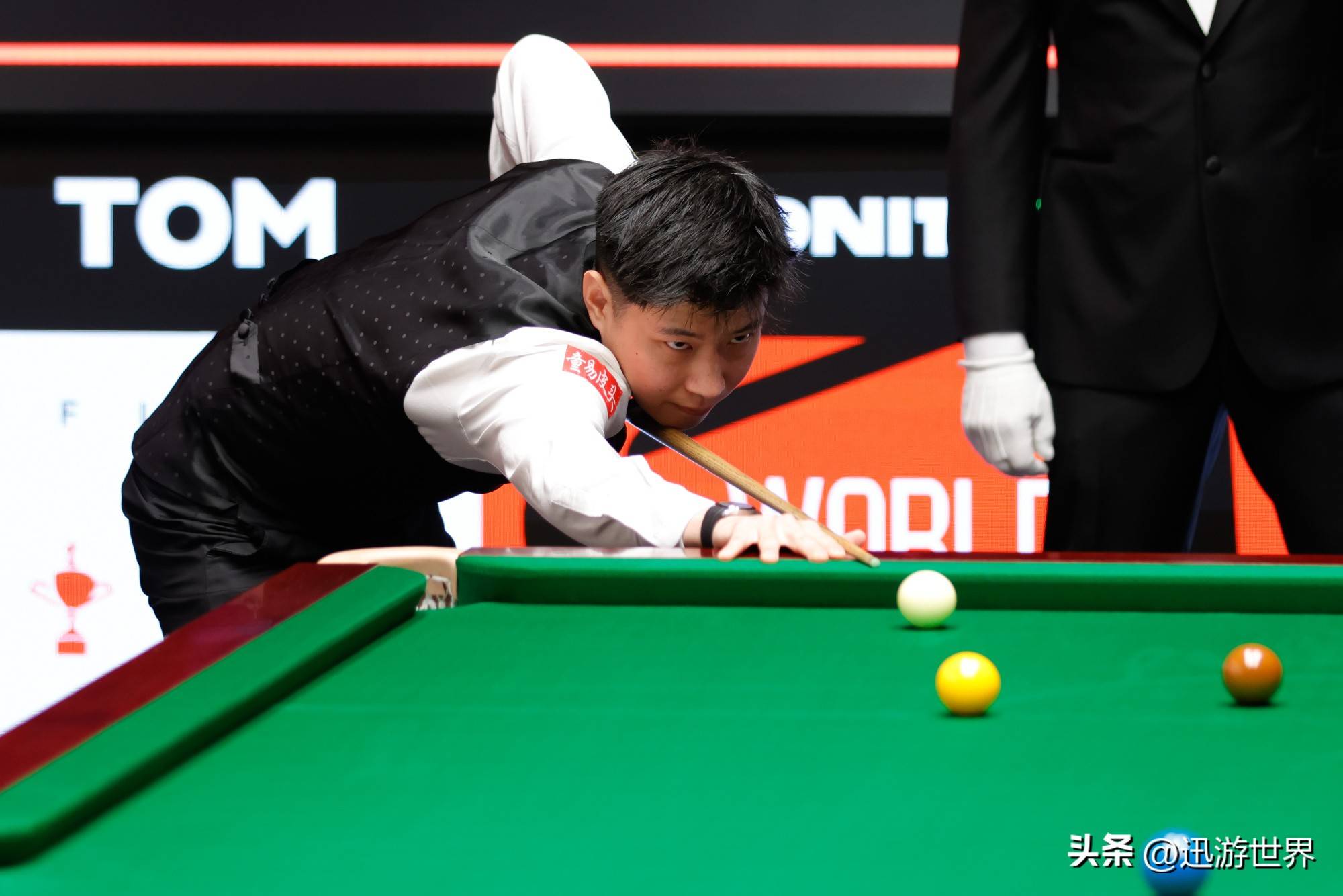 作为帮助洛 作为帮助洛